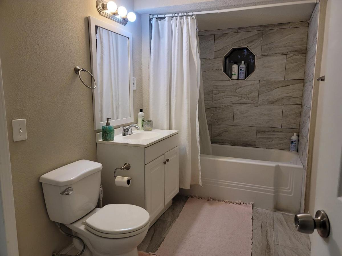 Attractive House In The Center Of Miltonヴィラ エクステリア 写真